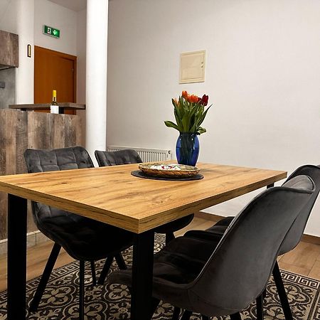 Apartmani Roko Biograd Na Moru Eksteriør bilde