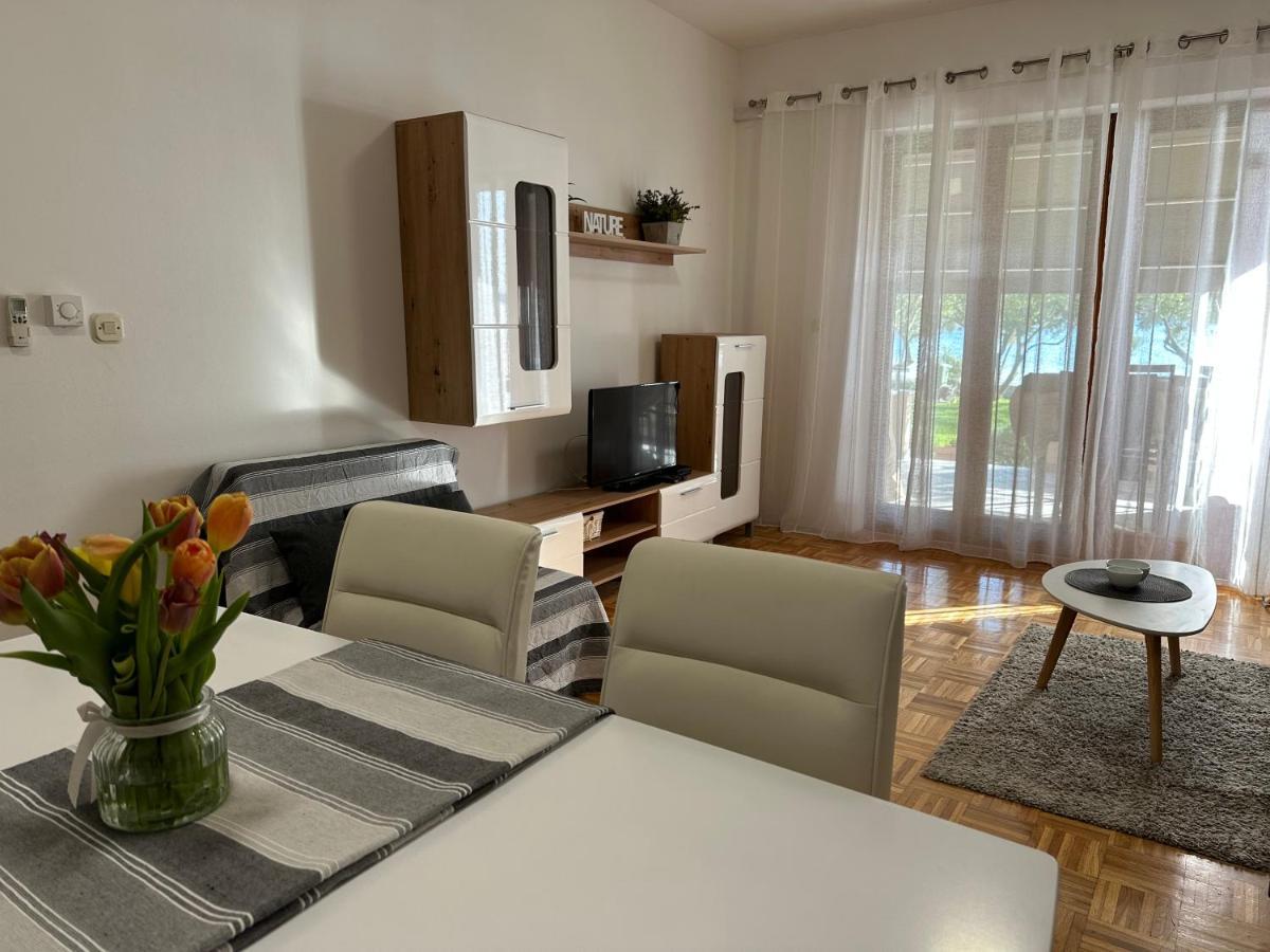 Apartmani Roko Biograd Na Moru Eksteriør bilde