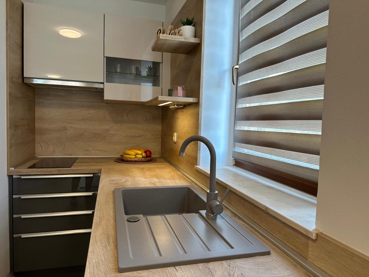 Apartmani Roko Biograd Na Moru Eksteriør bilde
