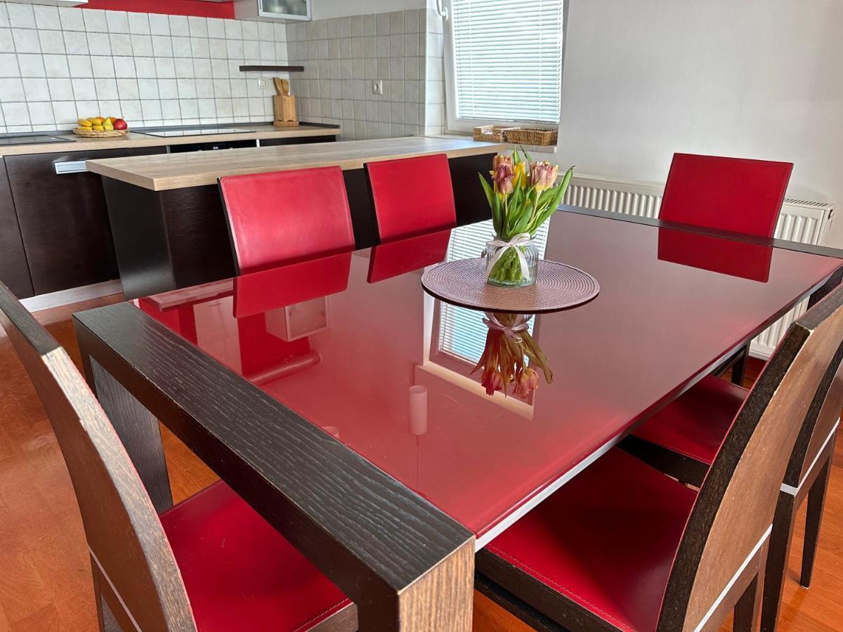 Apartmani Roko Biograd Na Moru Eksteriør bilde