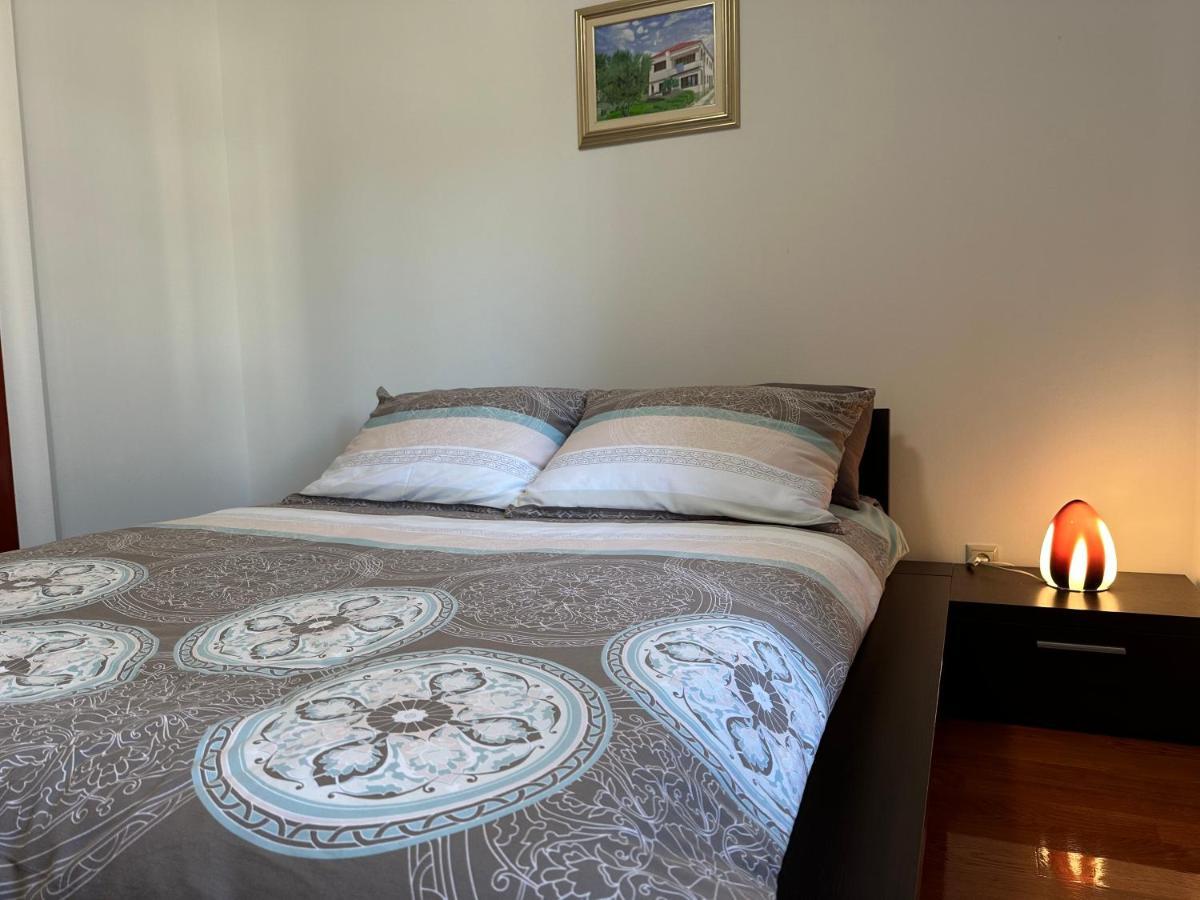 Apartmani Roko Biograd Na Moru Eksteriør bilde