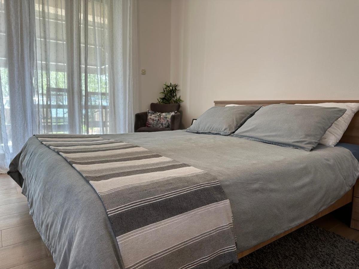 Apartmani Roko Biograd Na Moru Eksteriør bilde