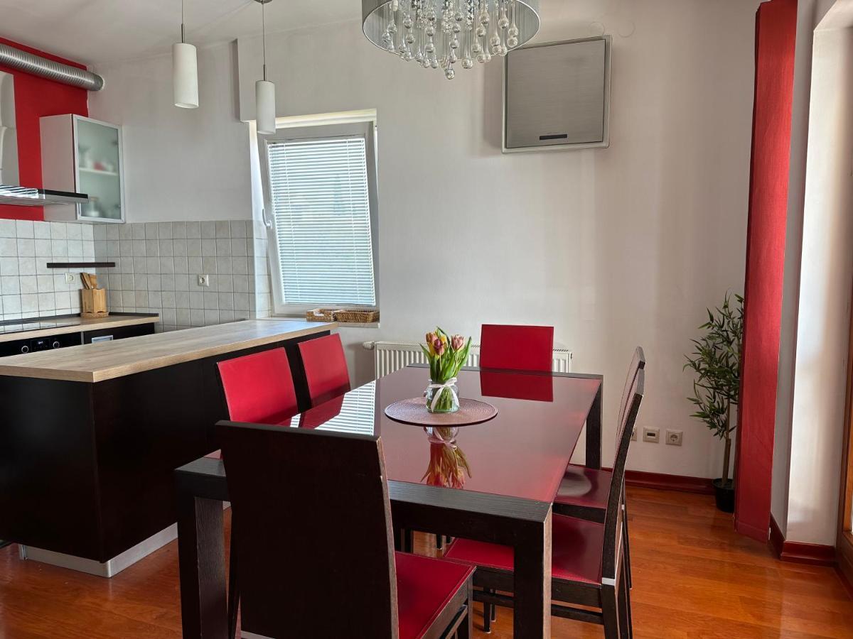 Apartmani Roko Biograd Na Moru Eksteriør bilde
