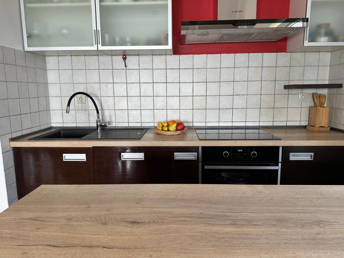 Apartmani Roko Biograd Na Moru Eksteriør bilde