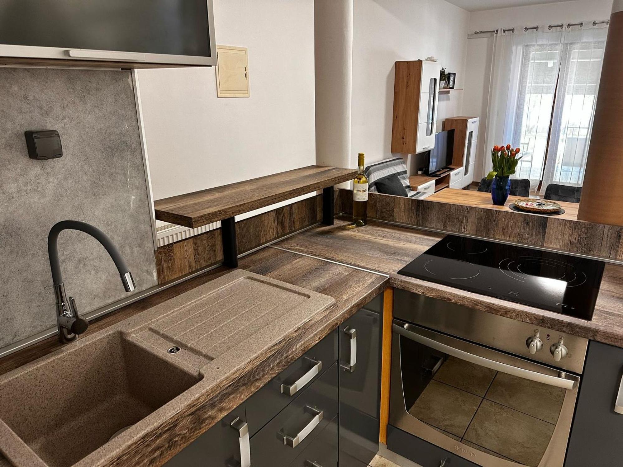 Apartmani Roko Biograd Na Moru Eksteriør bilde